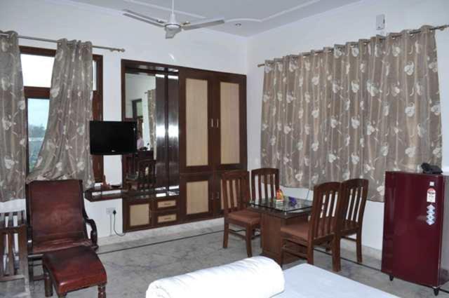 Hotel Shivanta Residency Rishīkesh Pokój zdjęcie